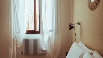 1 Schlafzimmer, BĂŒgeleisen/BĂŒgelbrett, kostenloses WLAN, BettwĂ€sche