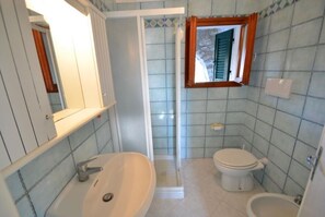 Shower - Calanchiole - CALANCHIOLE 2PT. (Capoliveri)