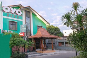 Exterior - Ndalem Mantrijeron Hotel (Yogyakarta)