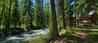 Pet Friendly Riverfront Cabin