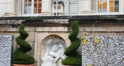 In southern Burgundy near Beaune, quiet, spacious vacation rental, 3-star rating