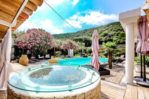 Piscina all'aperto