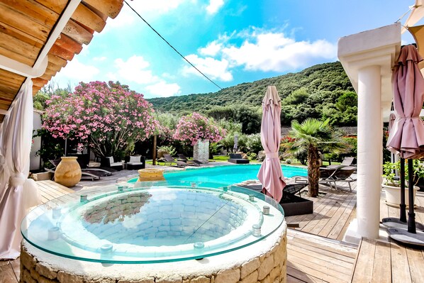 Piscina all'aperto