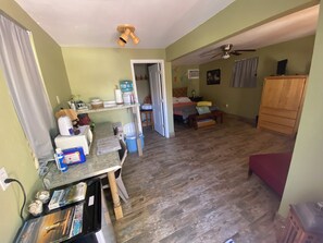 1 camera, ferro/asse da stiro, Wi-Fi gratuito, lenzuola