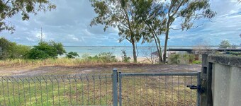 Conway - Burrum Heads- Riverfront - 3BR- Aircon-Pets Welcome