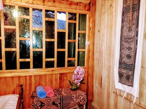 Traditional Double Room, Mountainside | Minibar, free WiFi, bed sheets