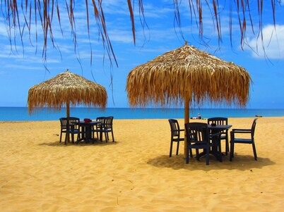 Charming Villa by the sea