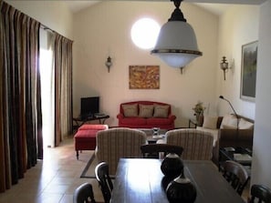 Smart TV, DVD player, stereo
