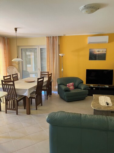 Built in 2011 German standard