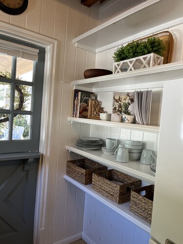 Farmhouse cottage Retreat with Mountain View’s. 