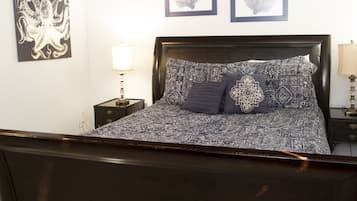 2 bedrooms, iron/ironing board, free WiFi, bed sheets