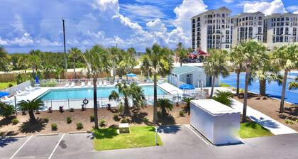 Stunning views beach access pool courts onsite mgmt near dining snowbird rates.