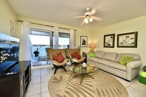 Fernseher, Stereoanlage