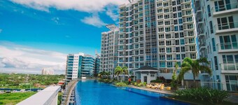 麦克坦宿务海滩公寓酒店