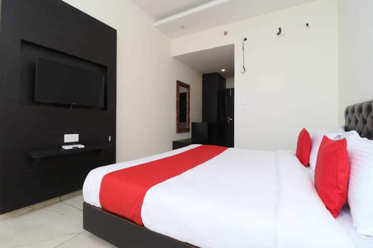 Deluxe Room, 1 Double Bed