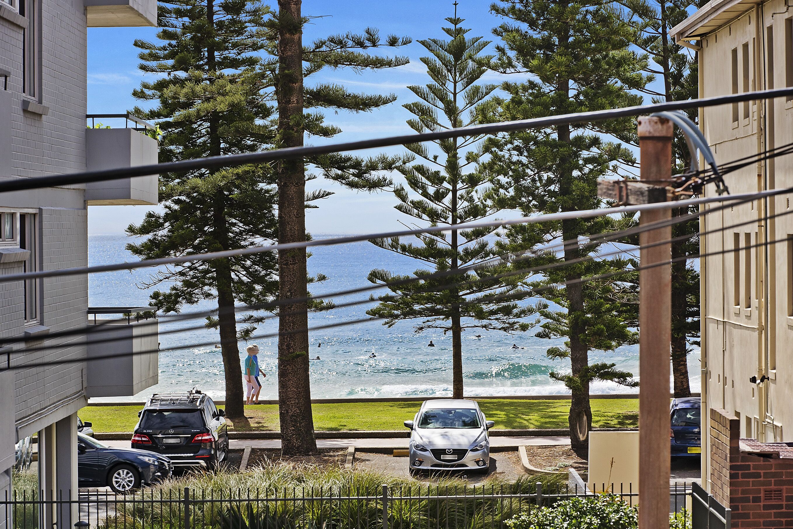 Luxurious retreat just moments from Manly Beach