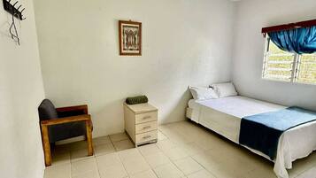 1 bedroom, iron/ironing board, free WiFi