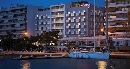 Moxy Patra Marina