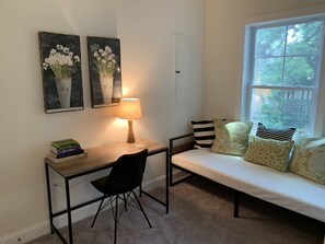 3 bedrooms, desk, iron/ironing board, WiFi
