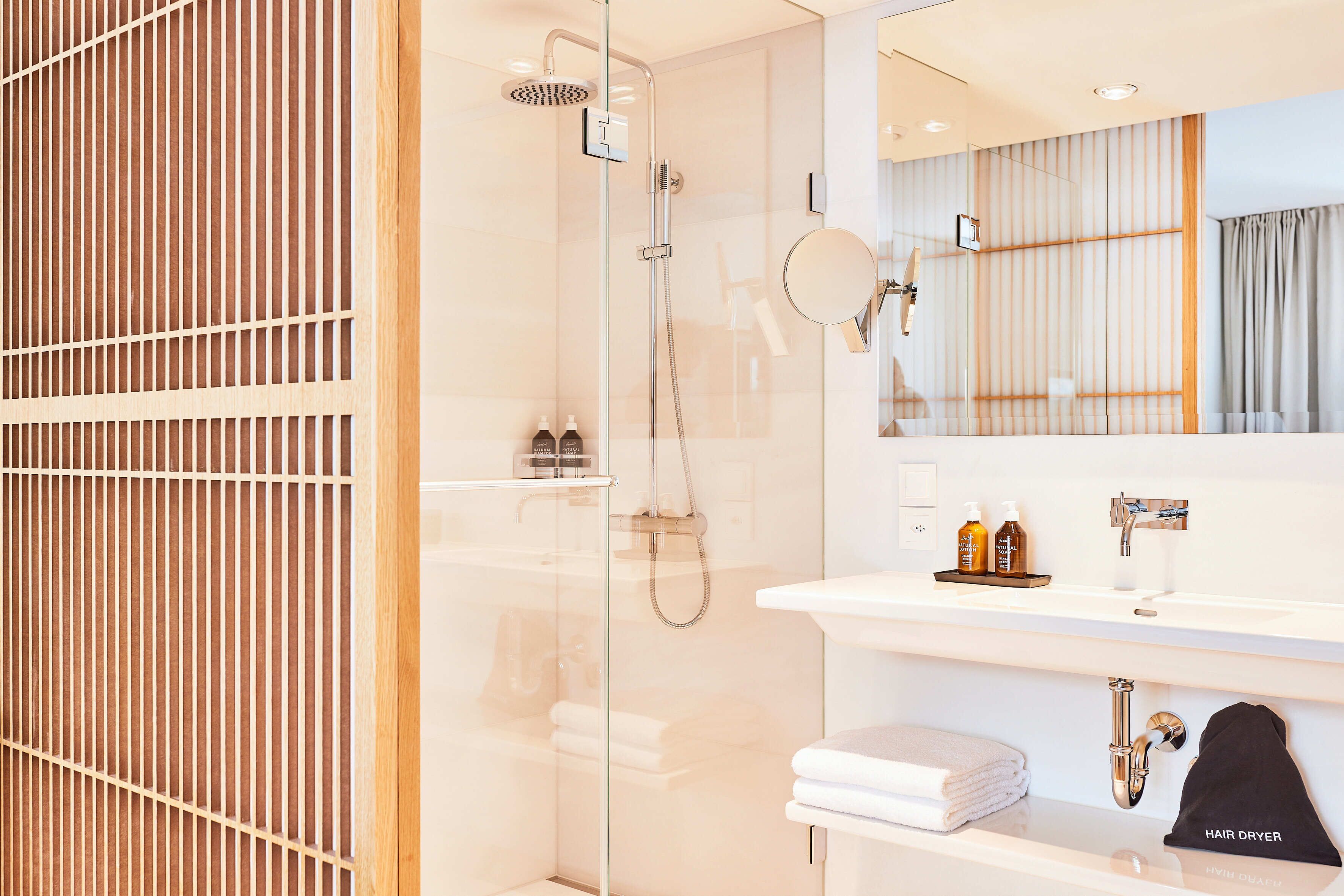 junior suite, terrace | bathroom | shower, rainfall showerhead, free toiletries, hair dryer