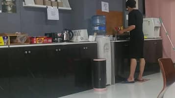 Refrigerador y microondas