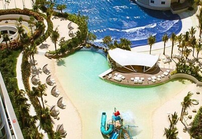 Azure Paris Hilton Beach Resort & Residences @ 1932 Maui Tower