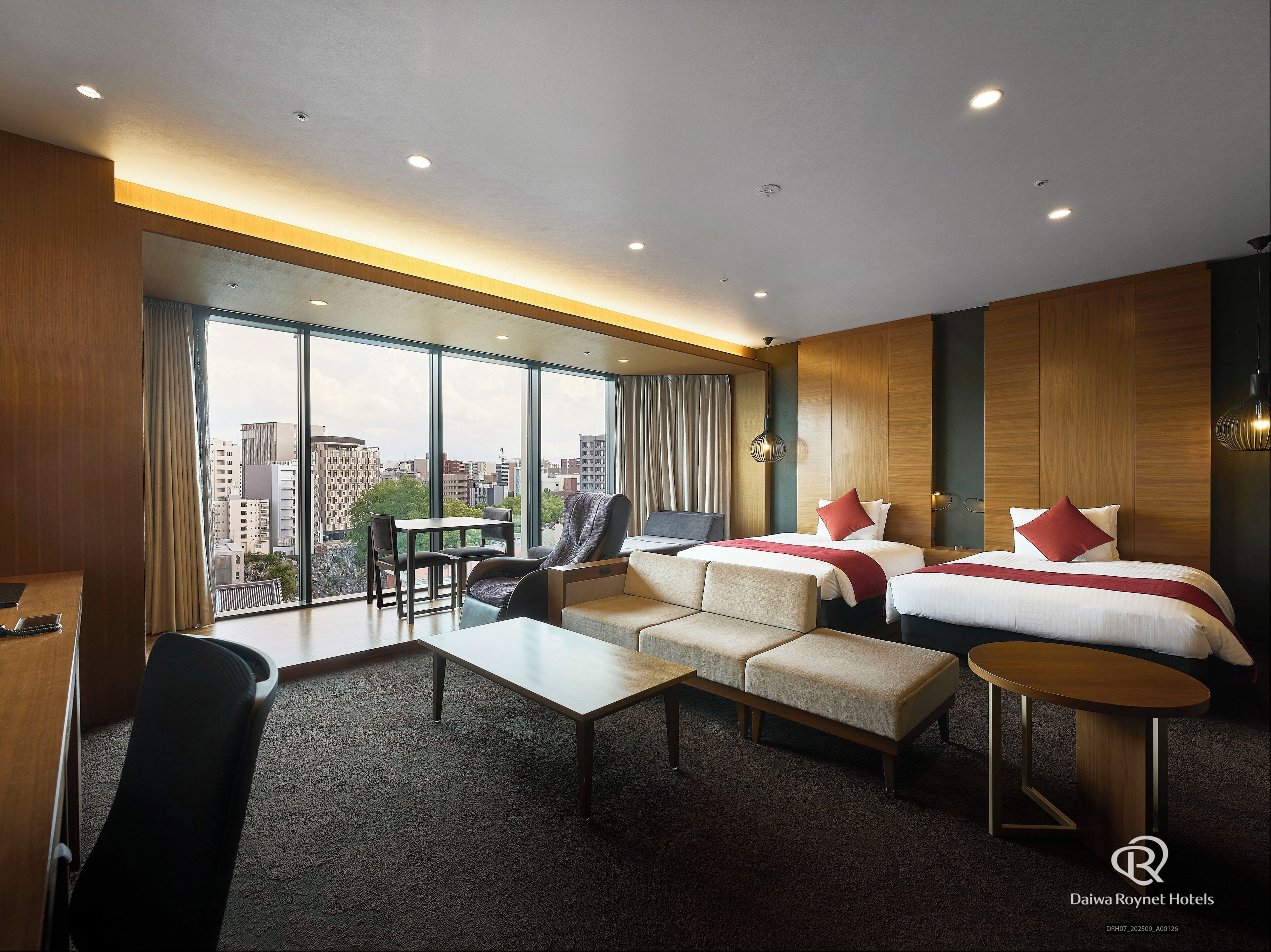 Suite Junior, non-fumeur (For 5 guests) | Literie de qualité, couette en duvet, coffre-fort