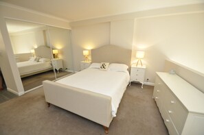1 bedroom, iron/ironing board, free WiFi, bed sheets - Darlinghurst Popular Apartments (Surry Hills)