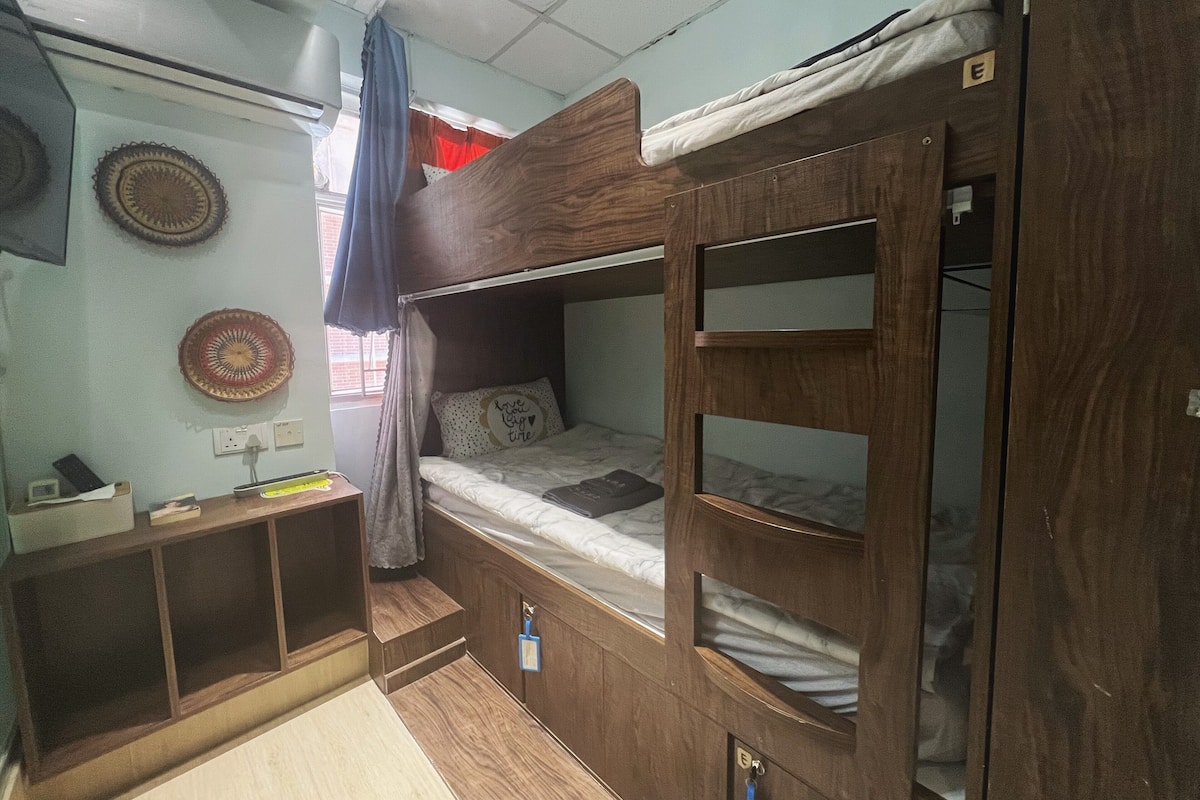 Economy Twin Room, 1 Bedroom, City View, Beachfront