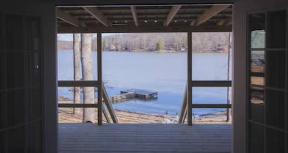 Brandneu!! - Lake Front Cabin im SĂŒden von Illinois