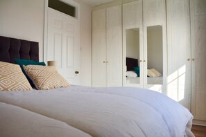 公寓 (2 Bedrooms) | 2 多间卧室、熨斗/熨衣板、免费 WiFi、床单