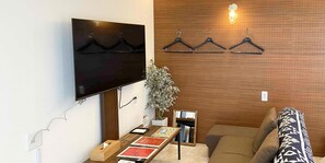 TV, Netflix - Rakuten STAY Villa Miyakojima (Miyakojima)