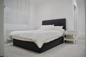 2 bedrooms, bed sheets - Modern Flat Close to Marble Arch (London)