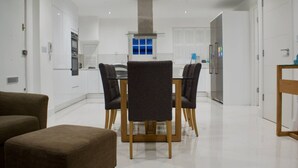 Living room - Modern Flat Close to Marble Arch (London)