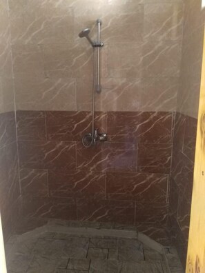 Dusj på badet
