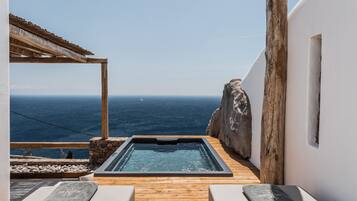 Suite superior, hidromasaje, vista al mar | Vista desde la habitación