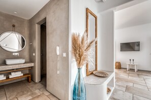 1 bedroom, minibar, in-room safe, desk - Alissachni Mykonos (Mykonos)