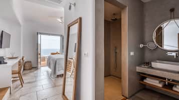Junior Suite, Private Pool, Sea View | 1 bedroom, minibar, in-room safe, desk