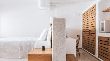 Junior Suite, Private Pool, Sea View | 1 bedroom, minibar, in-room safe, desk