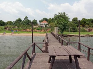 Dock