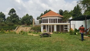 Fachada da propriedade
