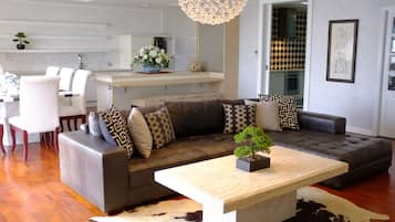 Luxury Duplex, City View | Living room | TV