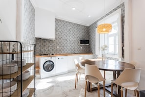 Apartment | Private kitchen - Alfama Tale 4 Bedroom Apartment wtih River View, by LU Holidays (Lisbon)