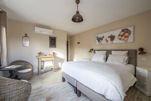 Romantisches Doppelzimmer, 1 King-Bett, Nichtraucher, Gartenblick