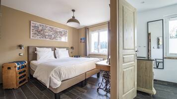 Doppia Exclusive, 1 letto king, non fumatori, vista giardino | Biancheria da letto di alta qualità, con stile personalizzato