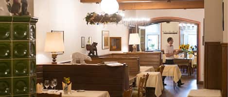Tägliches inbegriffenes Frühstücksbuffet