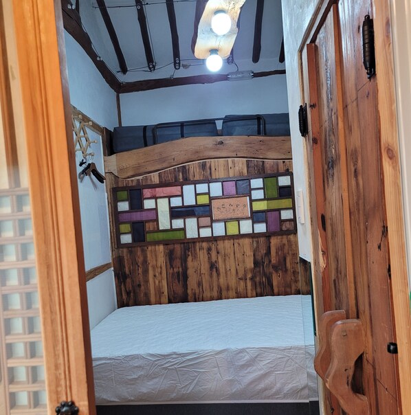 House, 3 Bedrooms | Free WiFi - Jeonju Hanok Demisaem 1937 (Jeonju)