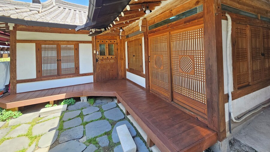 Jeonju Hanok Demisaem 1937