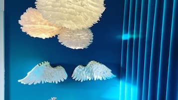 Penthouse de lujo, 1 habitación, vista a la ciudad | 1 habitación, ropa de cama de alta calidad y edredón