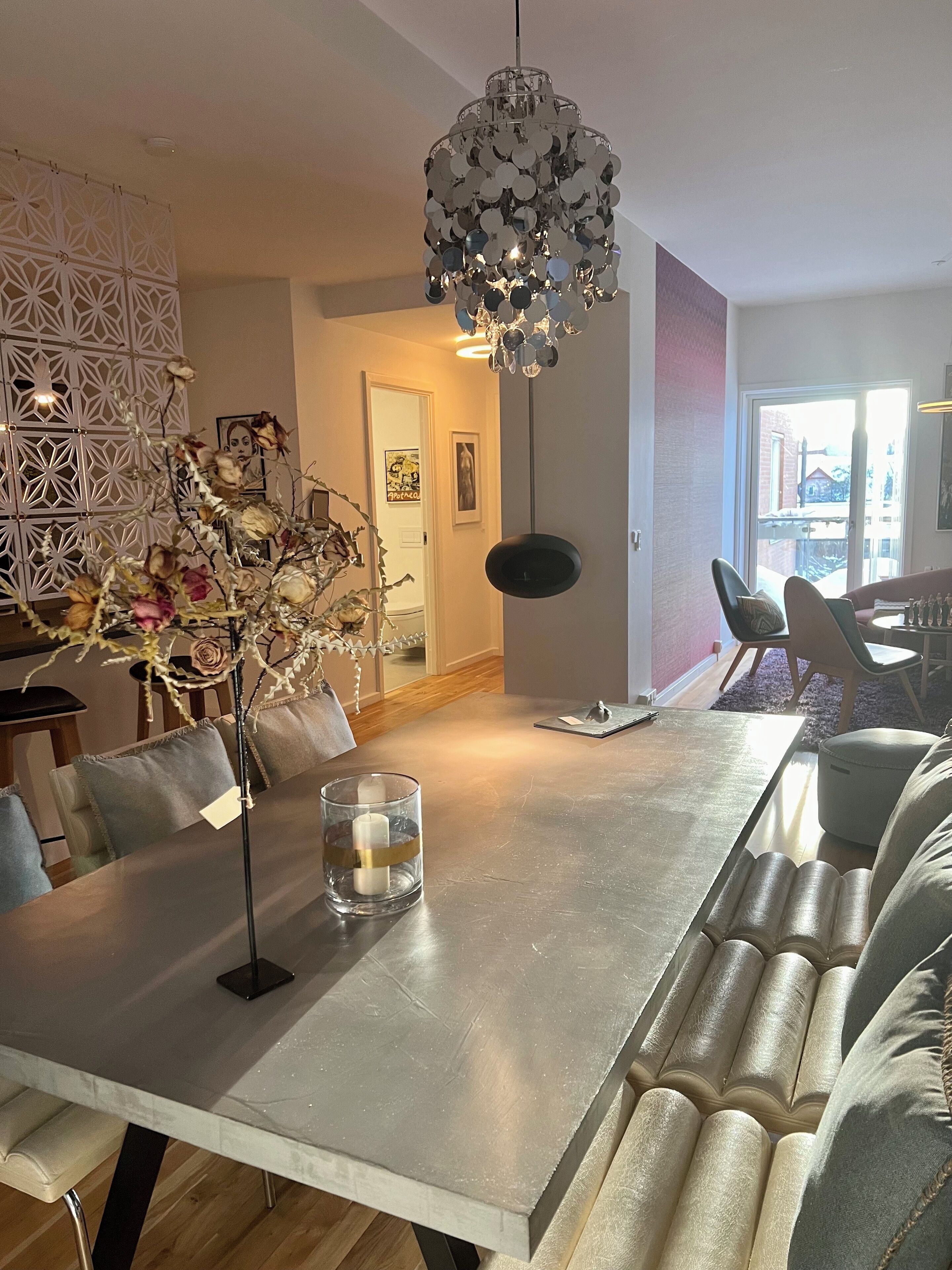 premium bedding, down duvets, pillow-top beds, minibar